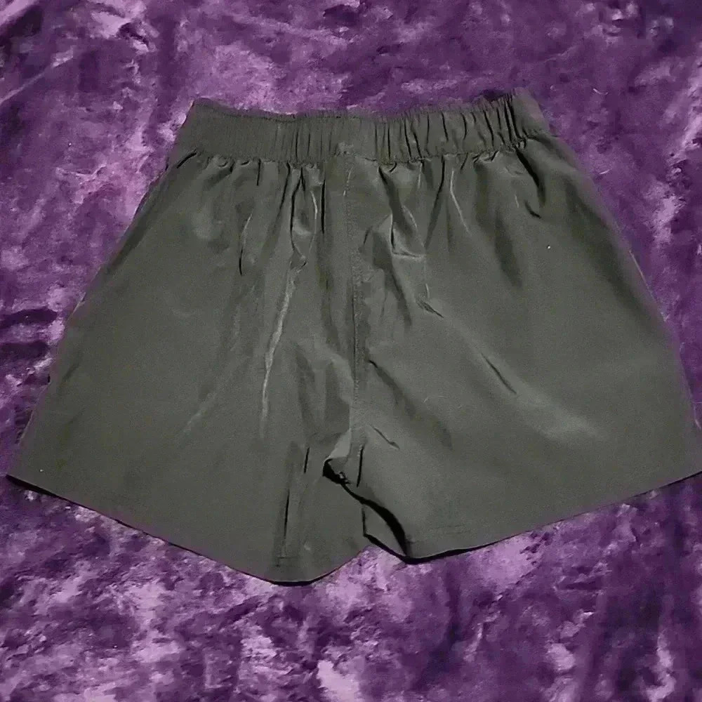 Gerry black short S - Picture 3 of 3